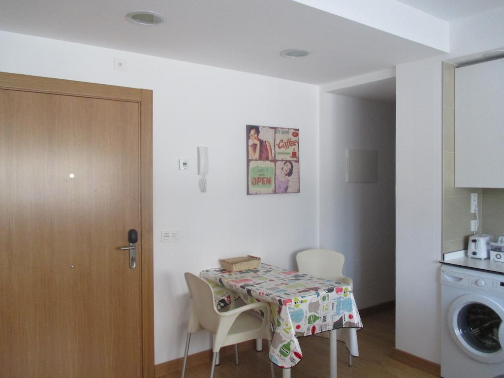 Apartamentos Grosen San Sebastián Rum bild